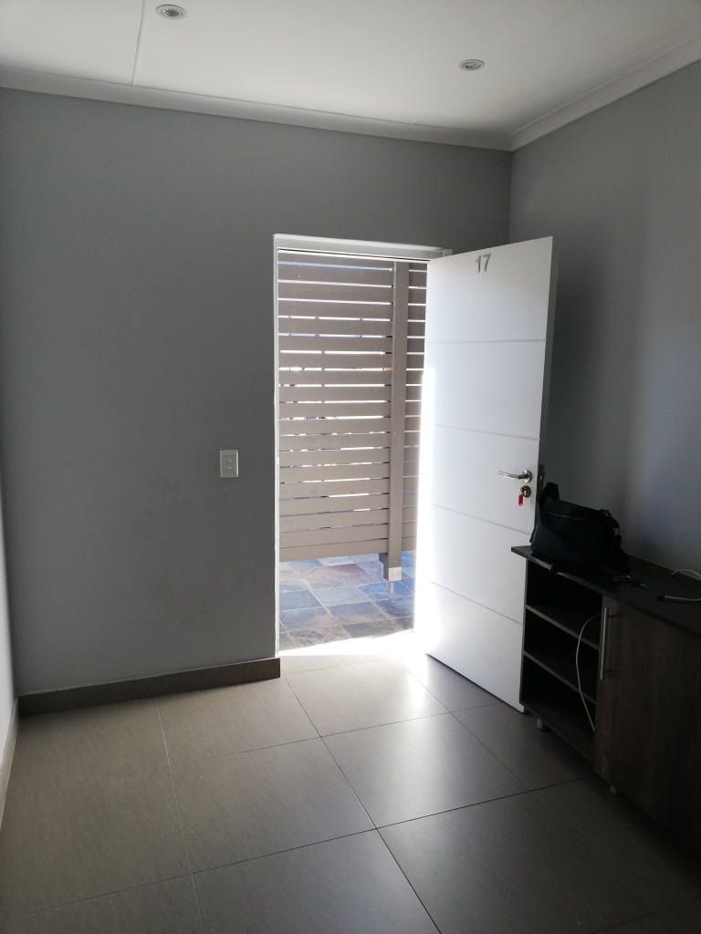 To Let 2 Bedroom Property for Rent in Quigney Eastern Cape